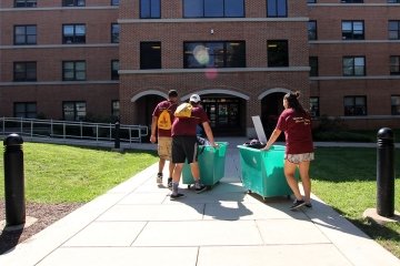 Luzerne Hall Move-In 