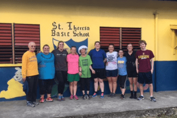 Students find ‘honor’ in annual Jamaican mission trip